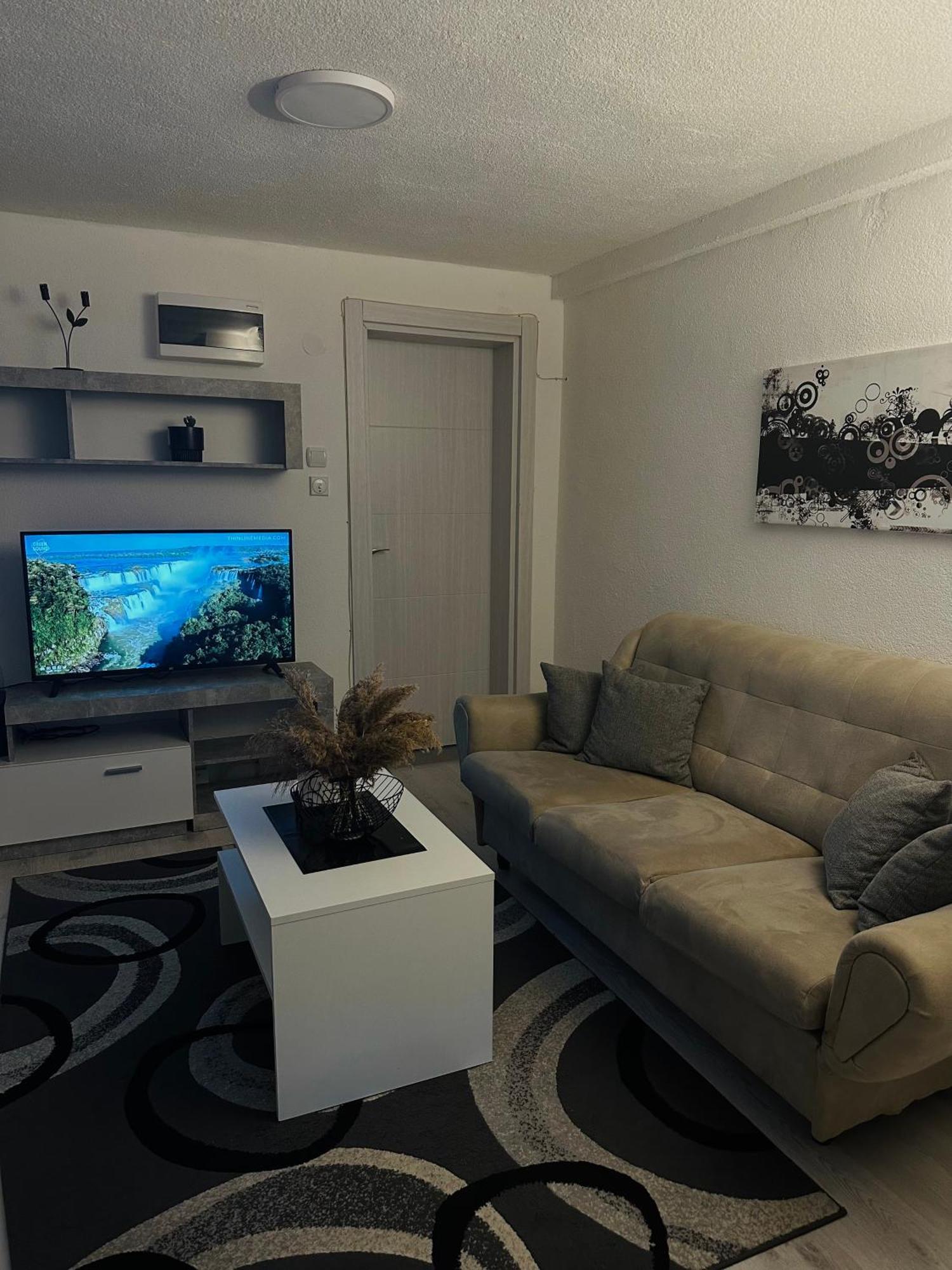 Anka Apartment Štip Esterno foto